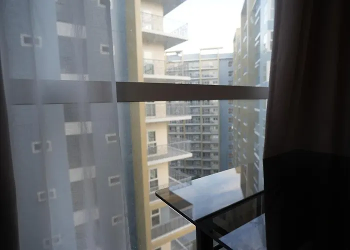 Cozy Modern 1br With Pool Access And Near Okada