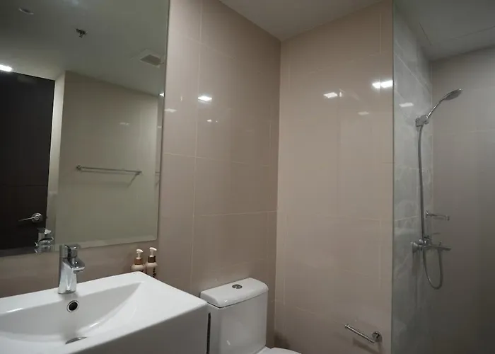 Cozy Modern 1br With Pool Access And Near Okada Apartamento *